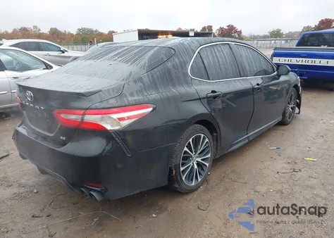 2018 Toyota Camry Se z USA, uszkodzony, nr VIN 4T1B11HK0JU128665